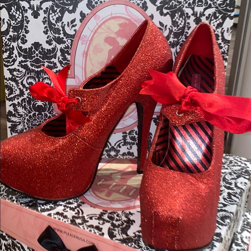NIB Red Mini Glitter Bordello Platform Shoes Size9
